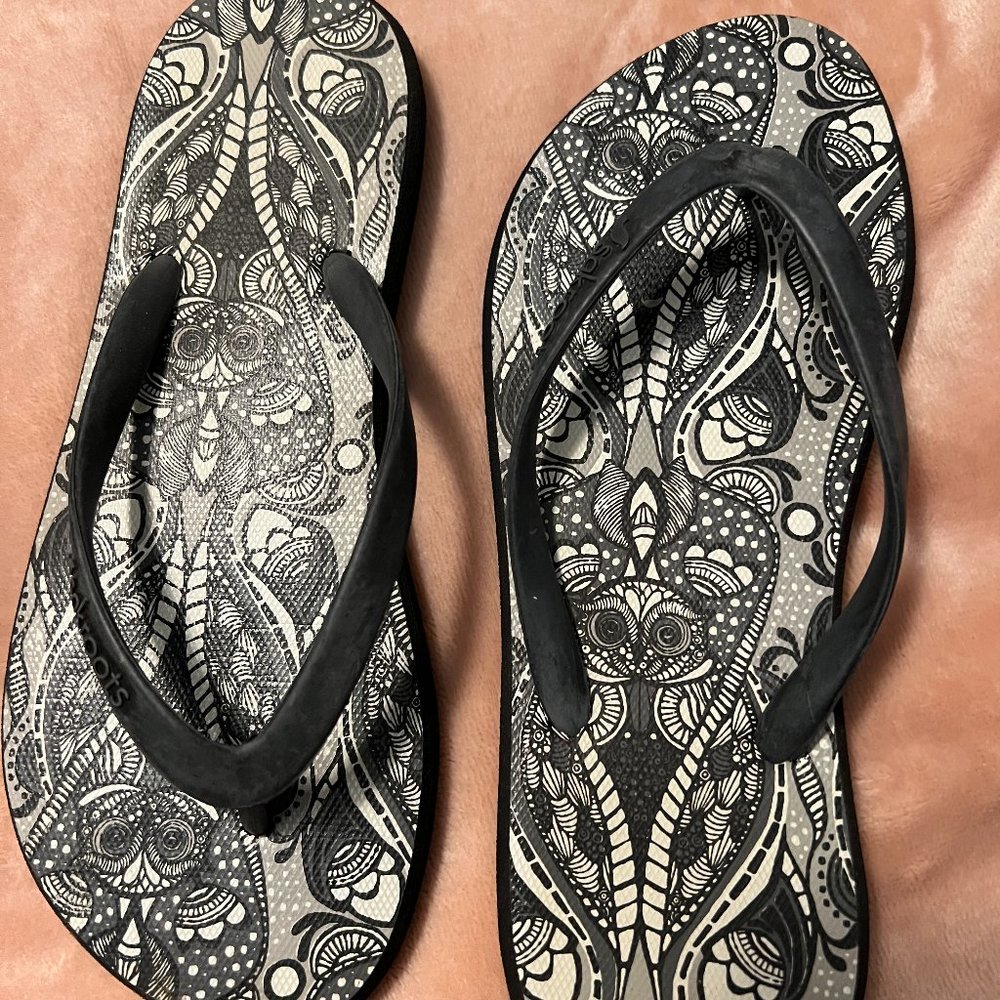 Sakroots Encore Flip Flop - Spirit Desert